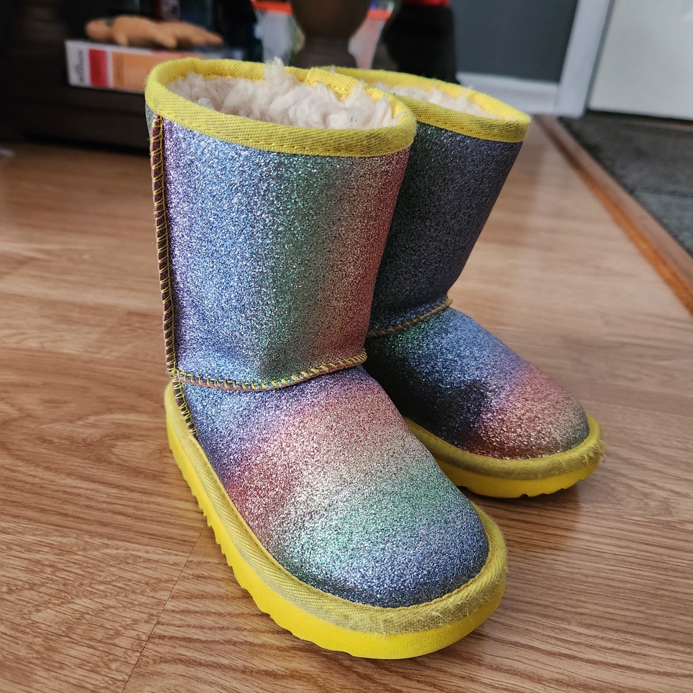 UGG Kids Shearling-Lined Boot with Yellow Exterior